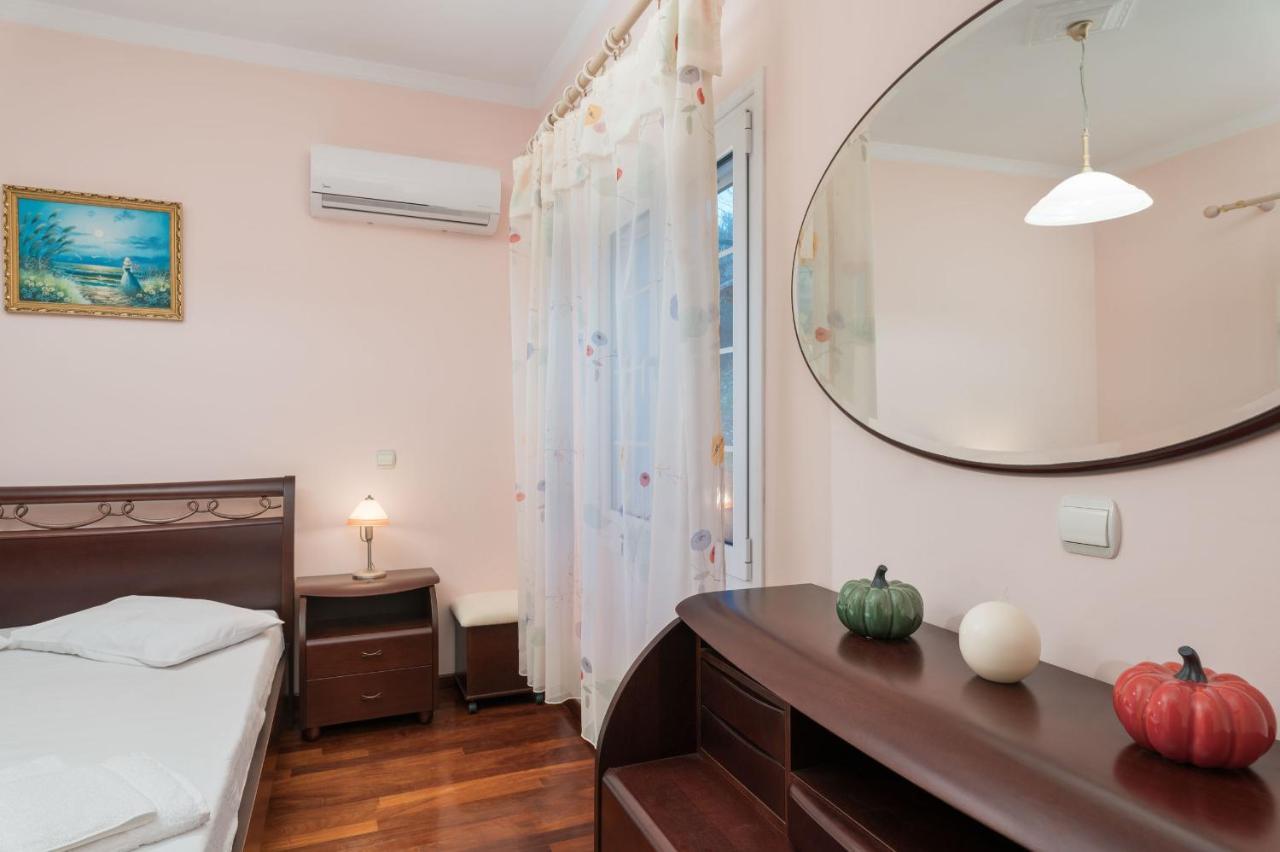 Villa Vicky Pythagoreio  Ngoại thất bức ảnh