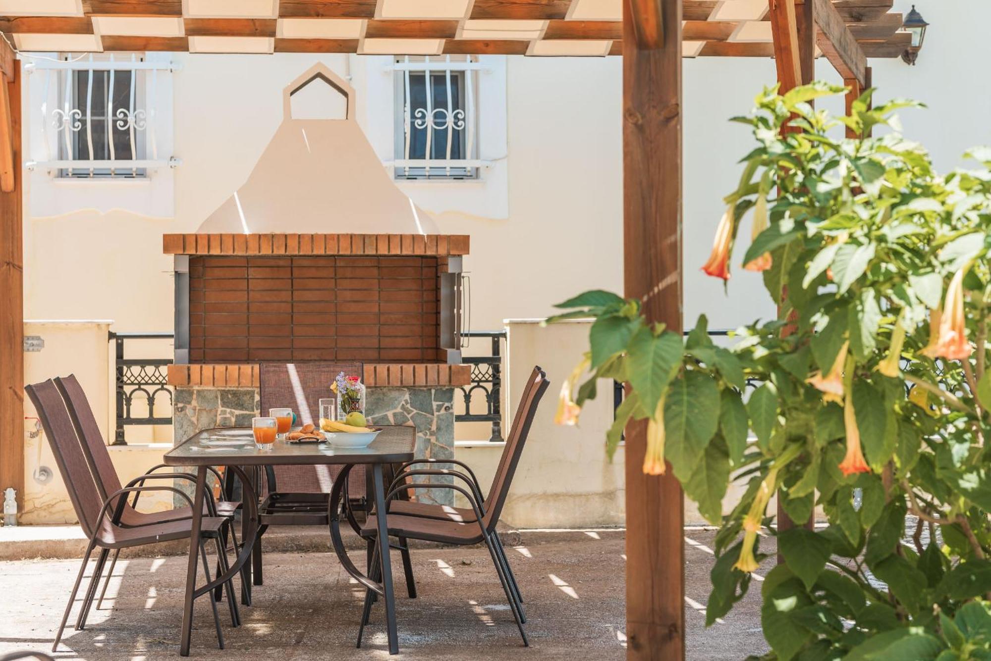 Villa Vicky Pythagoreio  Ngoại thất bức ảnh